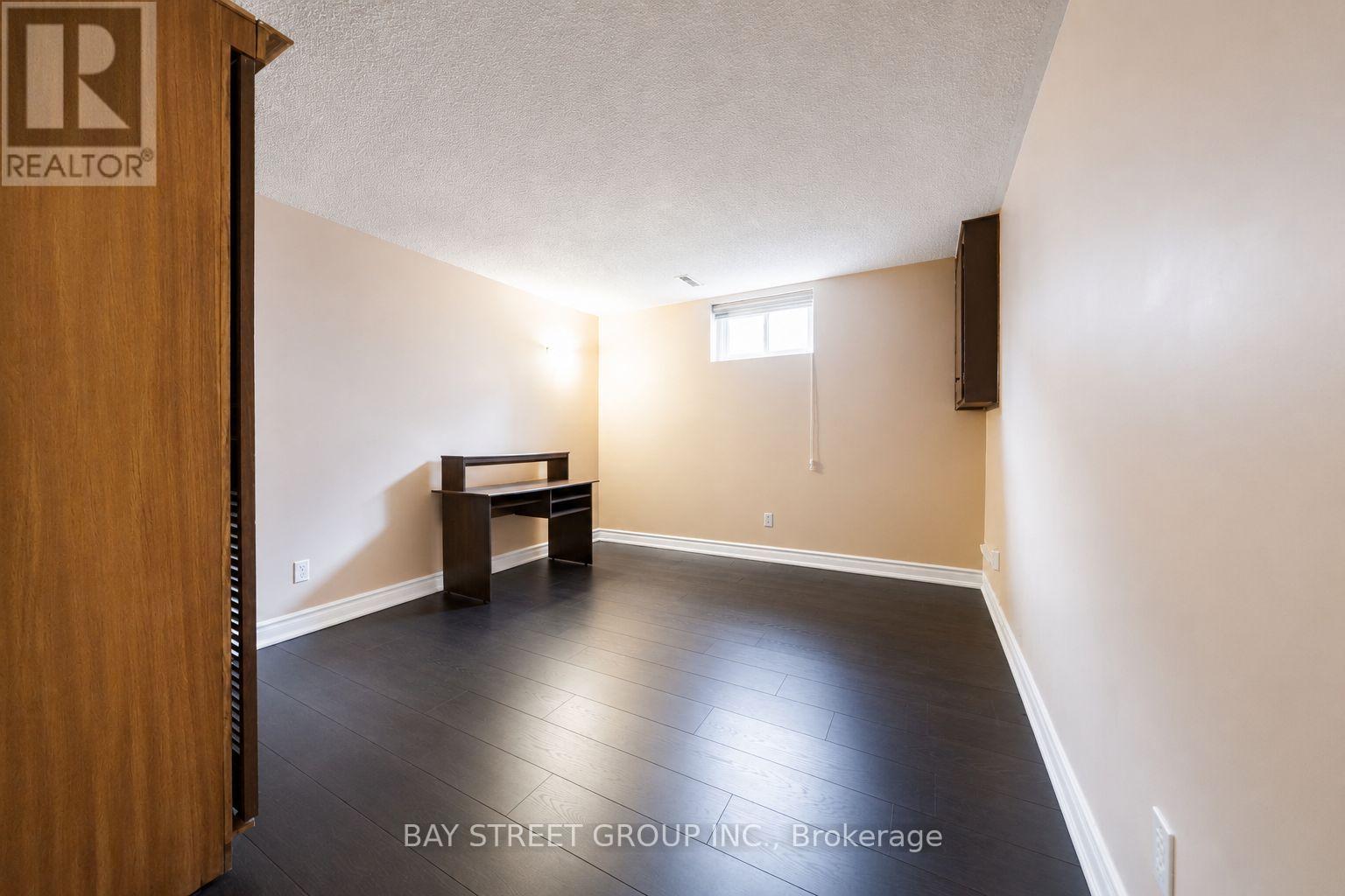 441 GUILDWOOD PARKWAY - 42