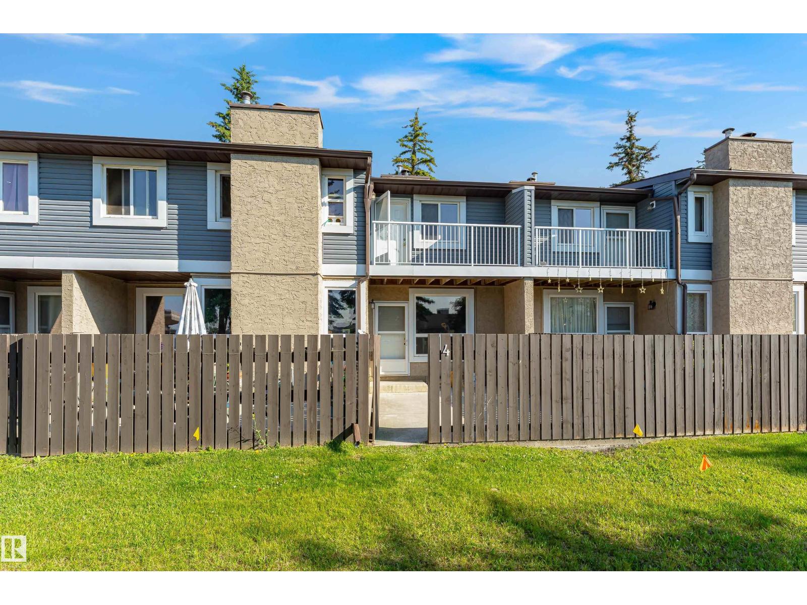 #4 7604 29 AV NW - 39