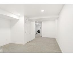 #4 7604 29 Av Nw, Edmonton, AB T6K3Z2 Photo 35