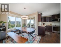Kitchen - 1915 Rosealee Lane, West Kelowna, BC V1Z4C7 Photo 12