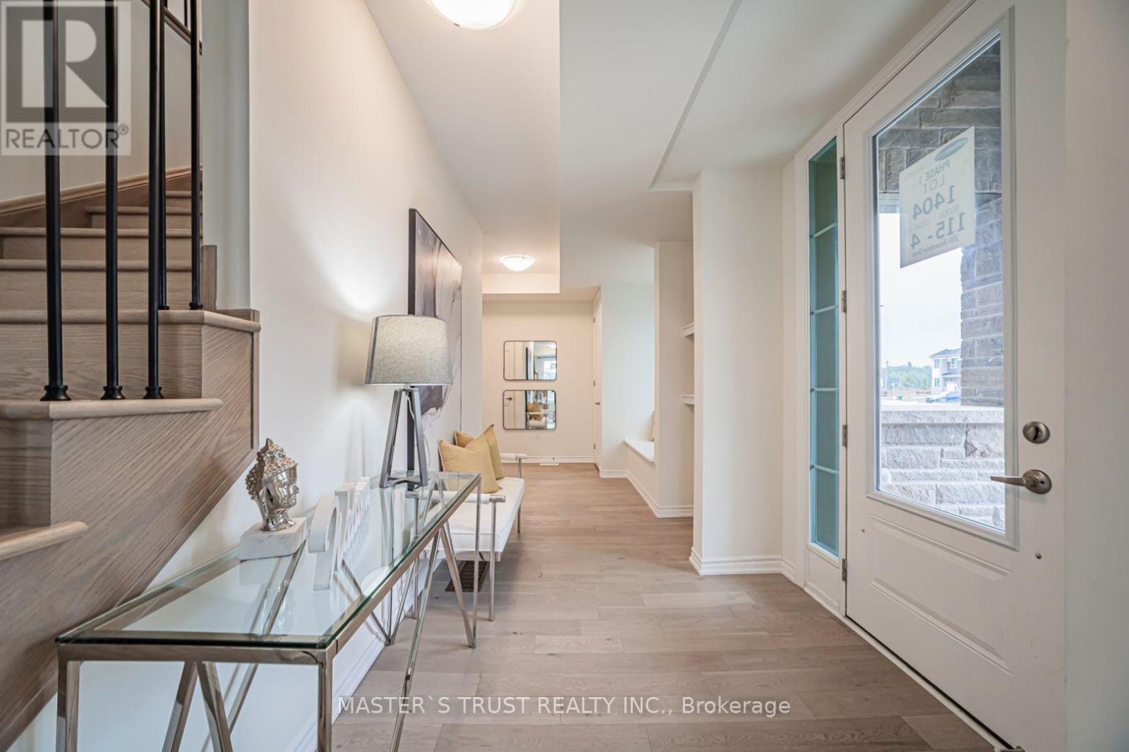 286 BEAVERBRAE DRIVE - 4