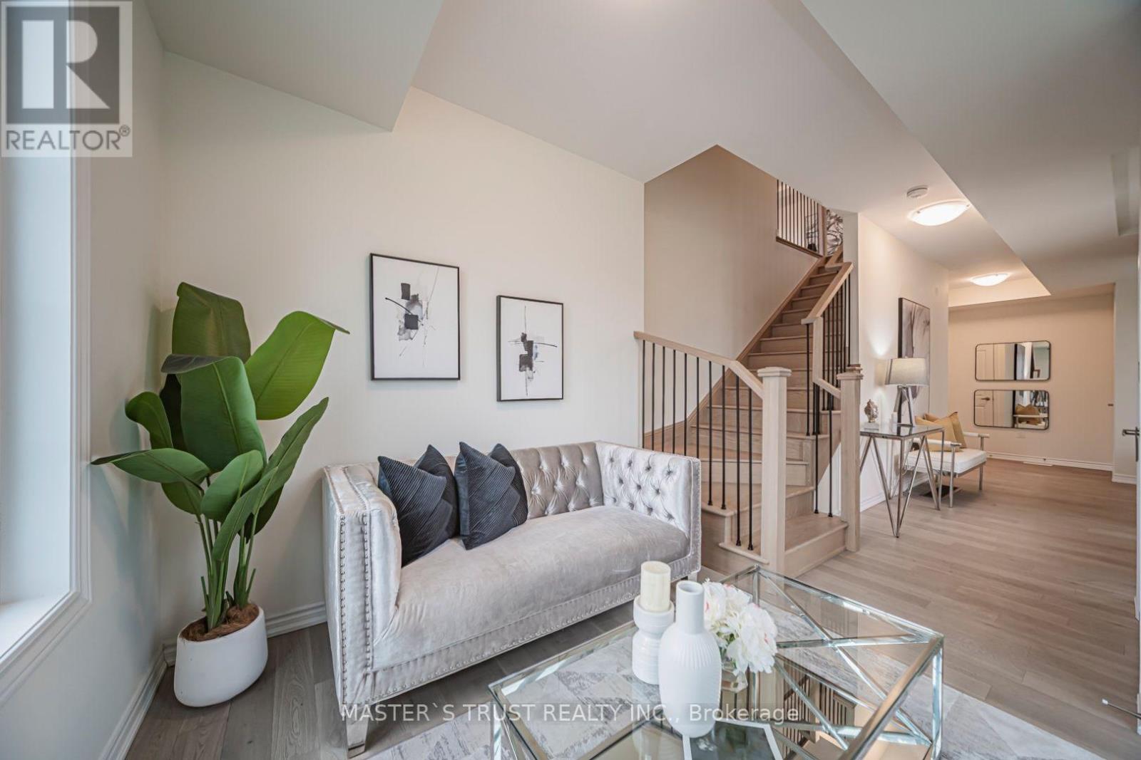 286 BEAVERBRAE DRIVE - 9