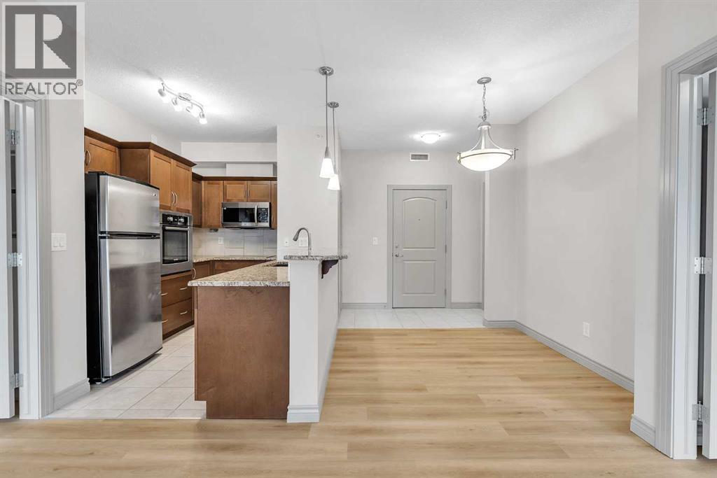 #412 70 Royal Oak Plaza NW - 6