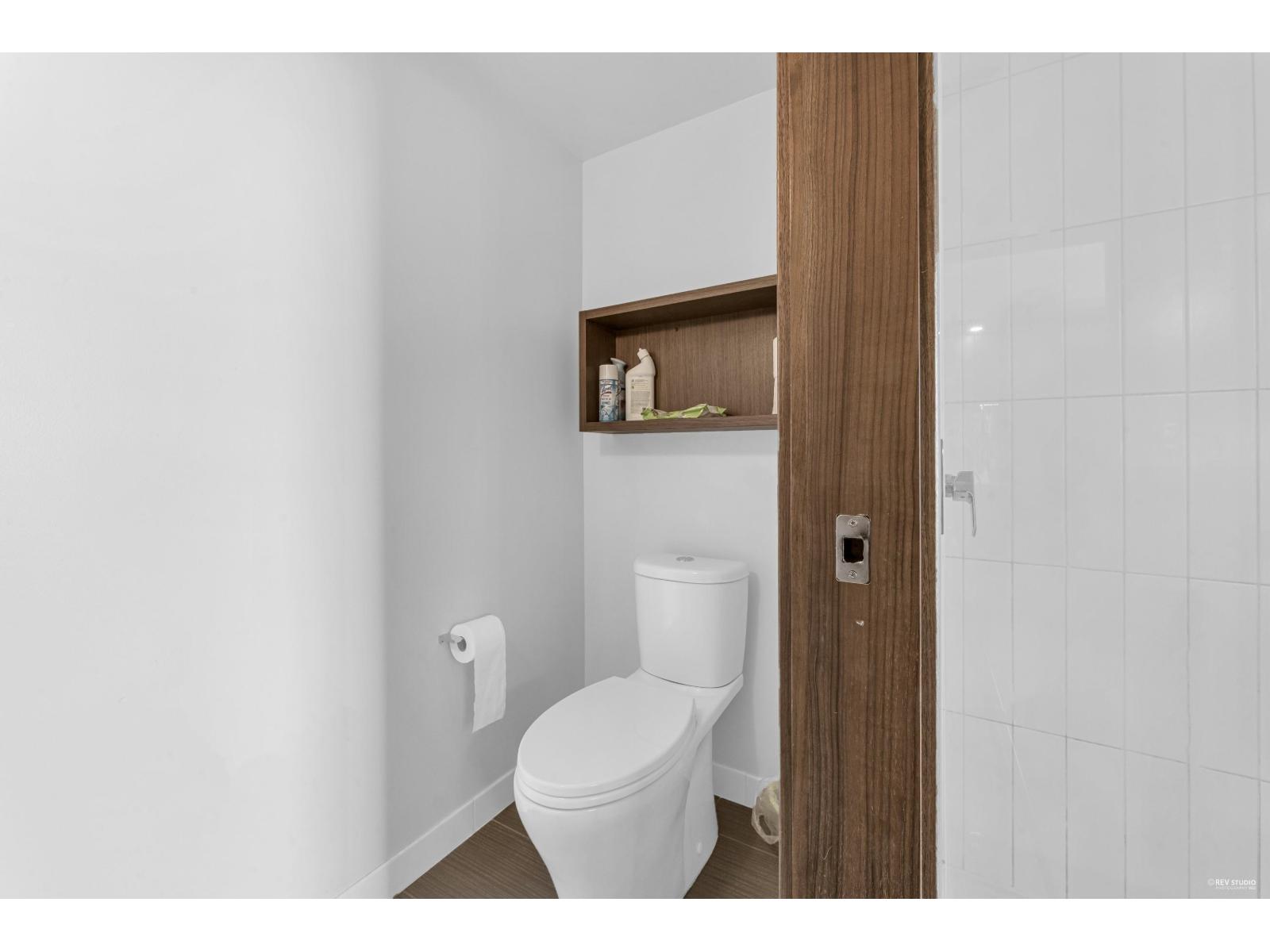 1 Bed, 1 Bath House for Sale in Surrey – 2702 13495 CENTRAL AVENUE, Surrey – MLS# R3149155 - Image 17