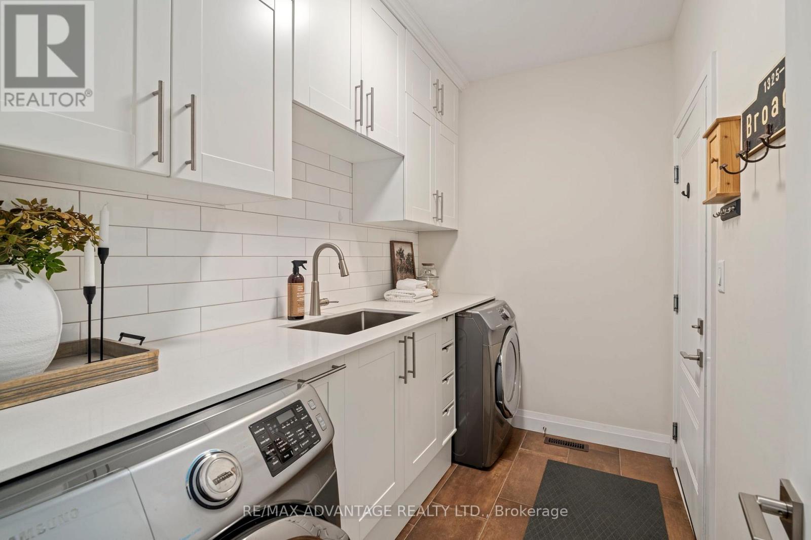 773 HICKORYSTICK KEY - Image 9