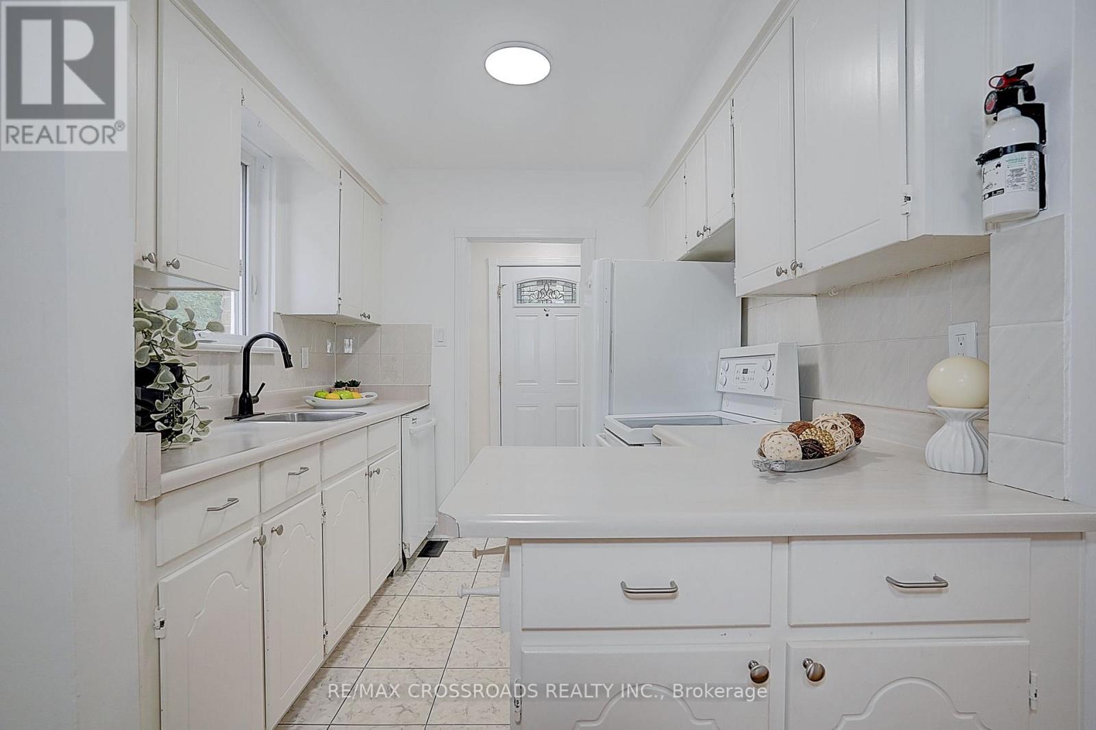 128 LEACREST ROAD - 14