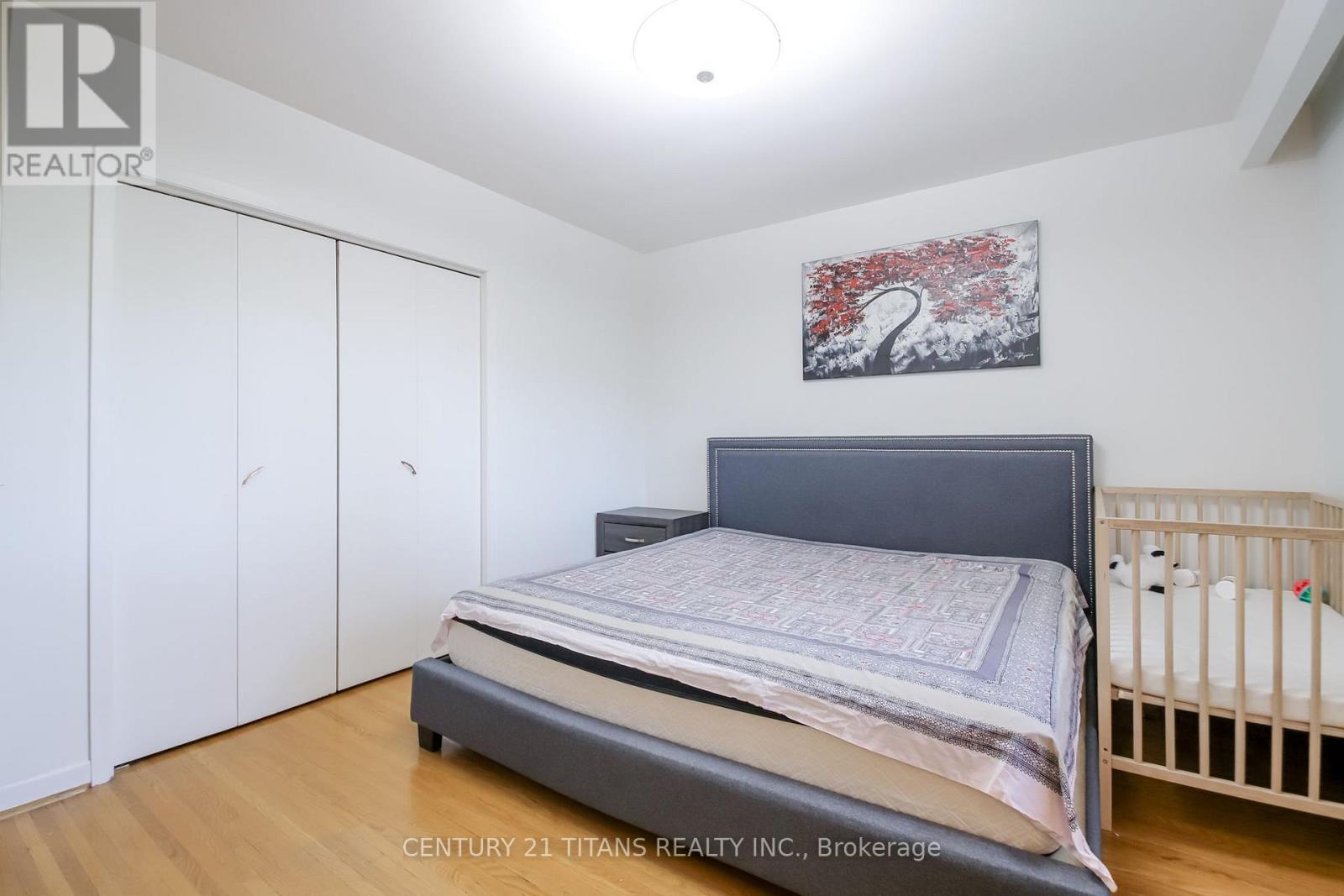 9 MINOS CRESCENT - Image 17