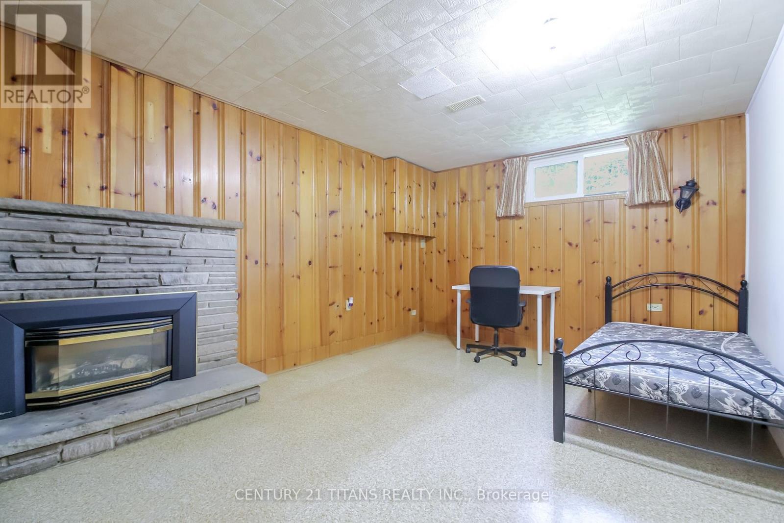 9 MINOS CRESCENT - Image 31
