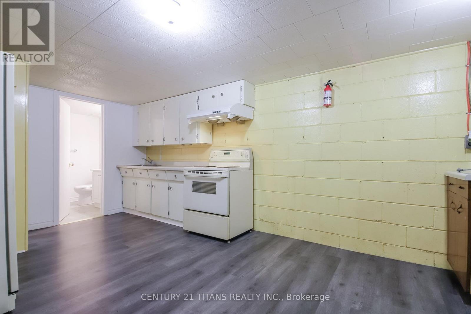 9 MINOS CRESCENT - Image 39