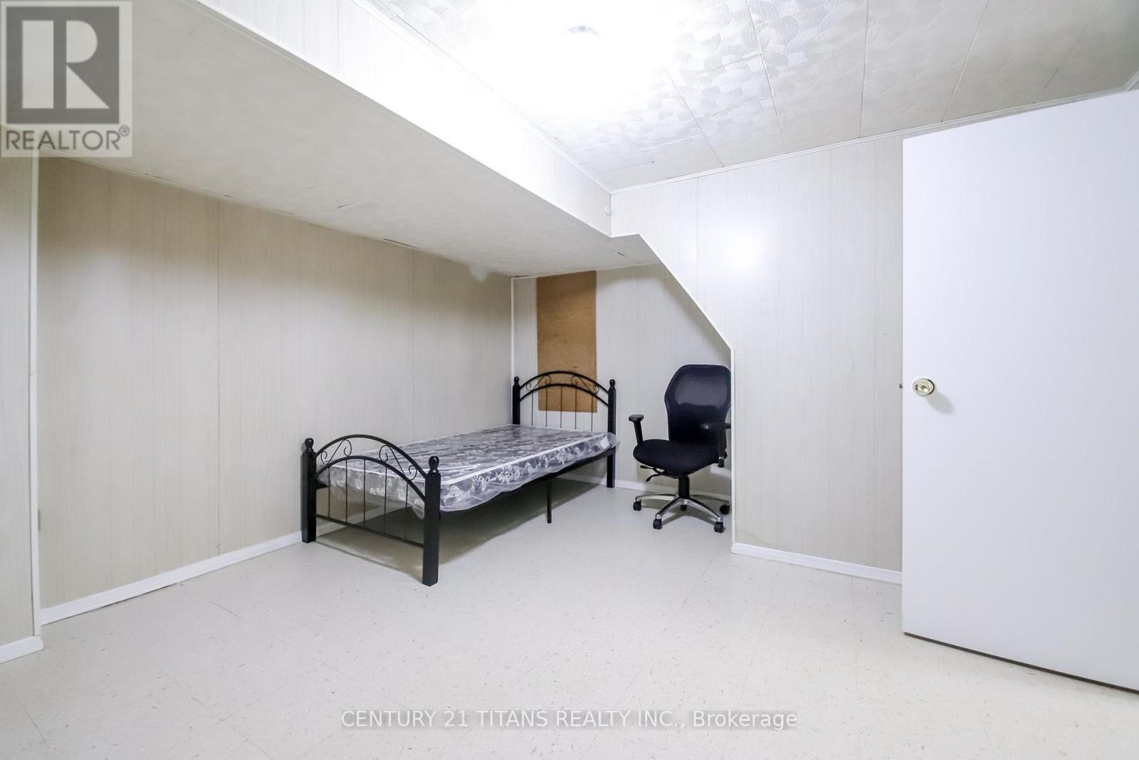 9 MINOS CRESCENT - Image 45
