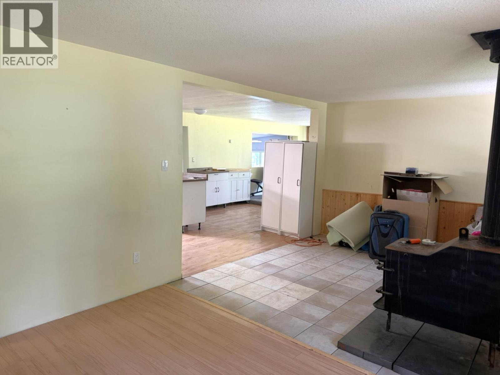 1232 MARSH ROAD - 7