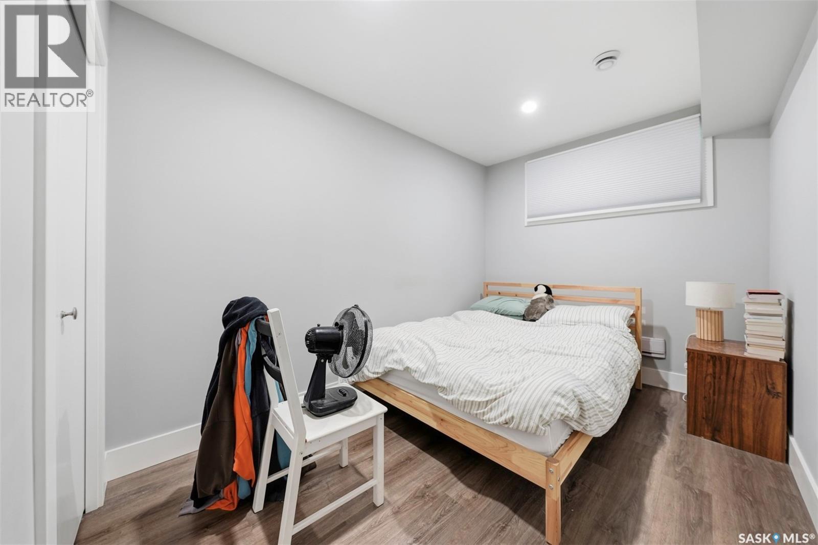1513 Prince Of Wales AVENUE - 31