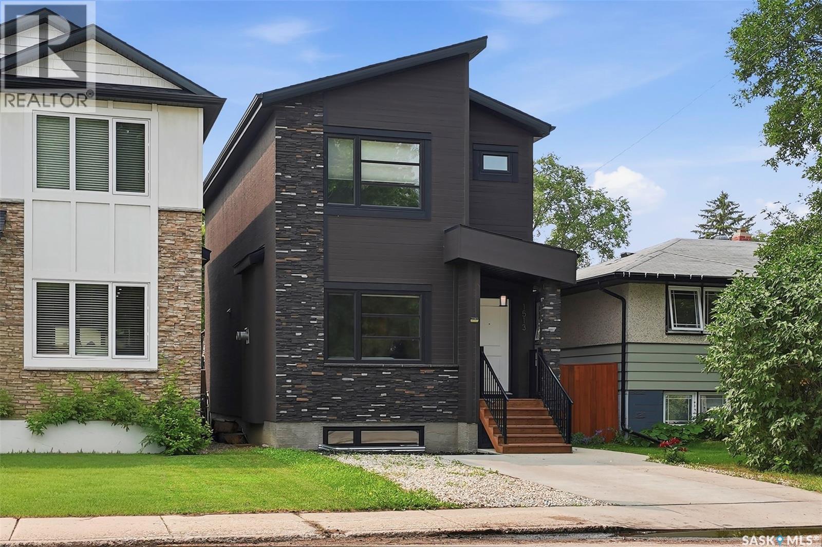 1513 Prince Of Wales AVENUE - 1