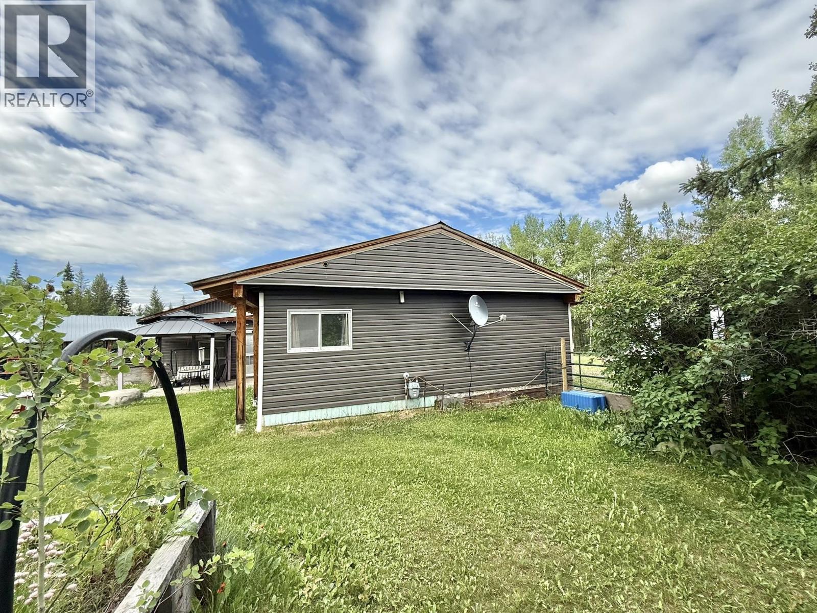 1232 MARSH ROAD - 31