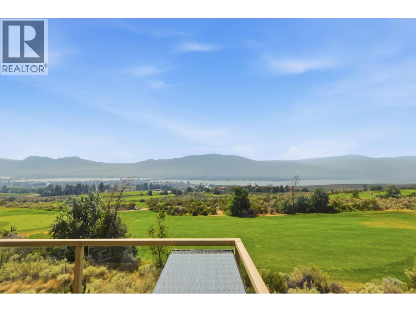 #3 2000 Valleyview Drive - 19