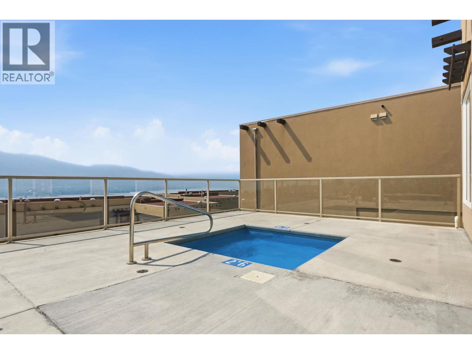#3 2000 Valleyview Drive - 45