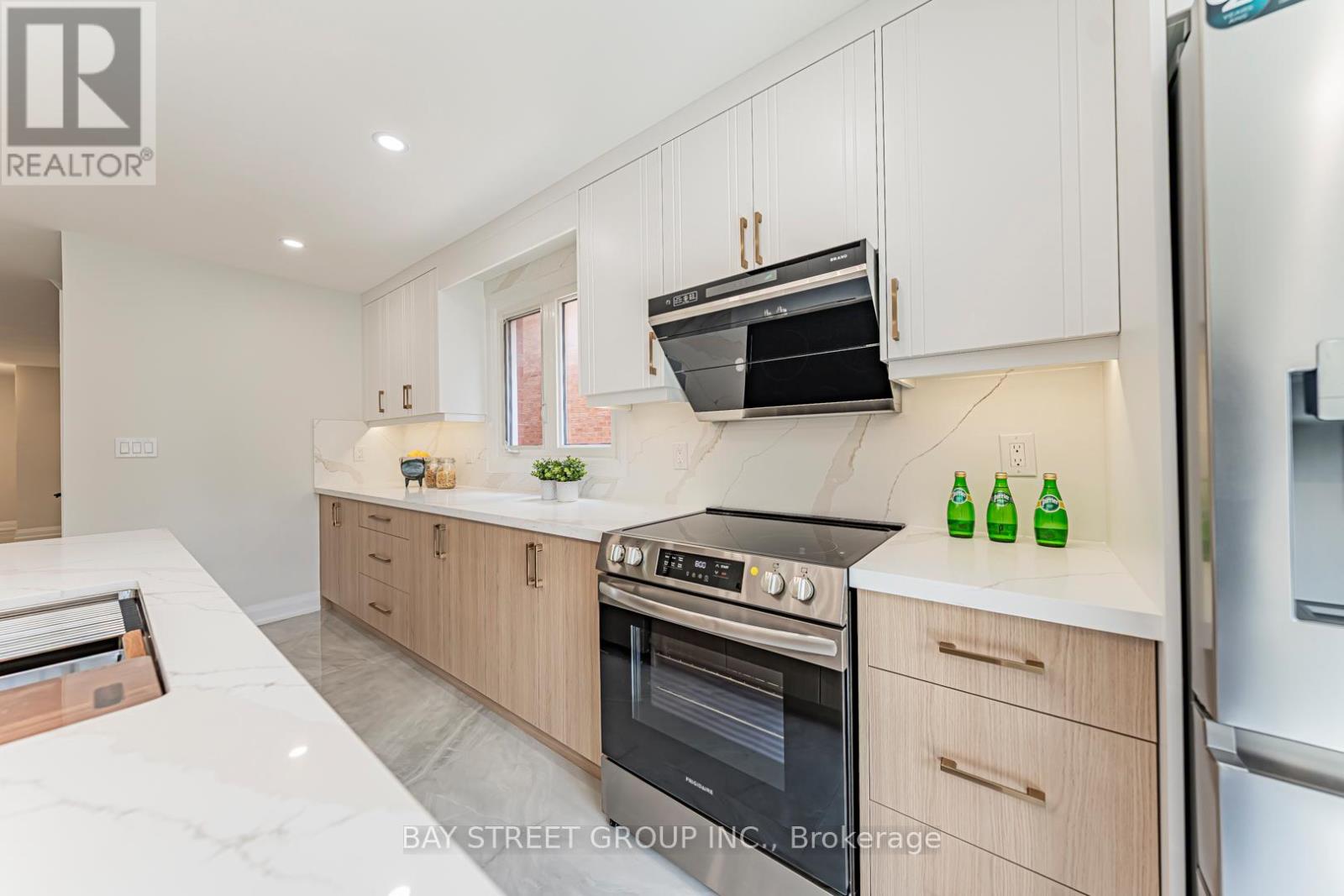 146 CABINET CRESCENT - 11