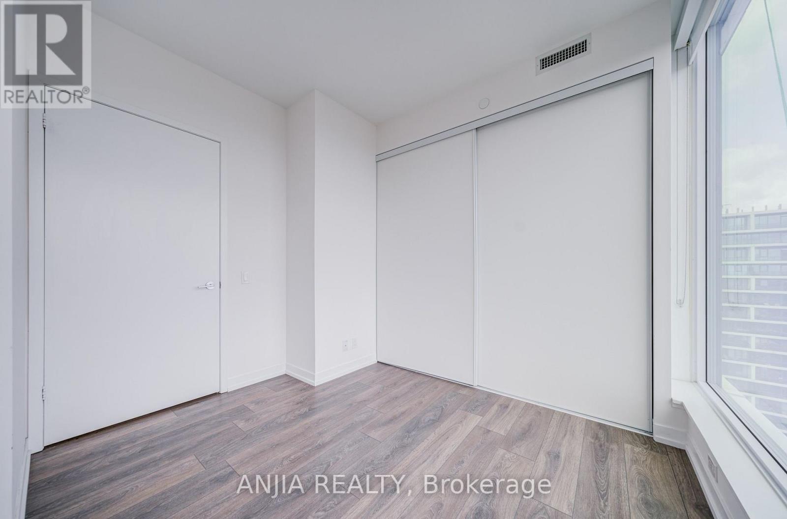 #6102 5 BUTTERMILL AVENUE - 12