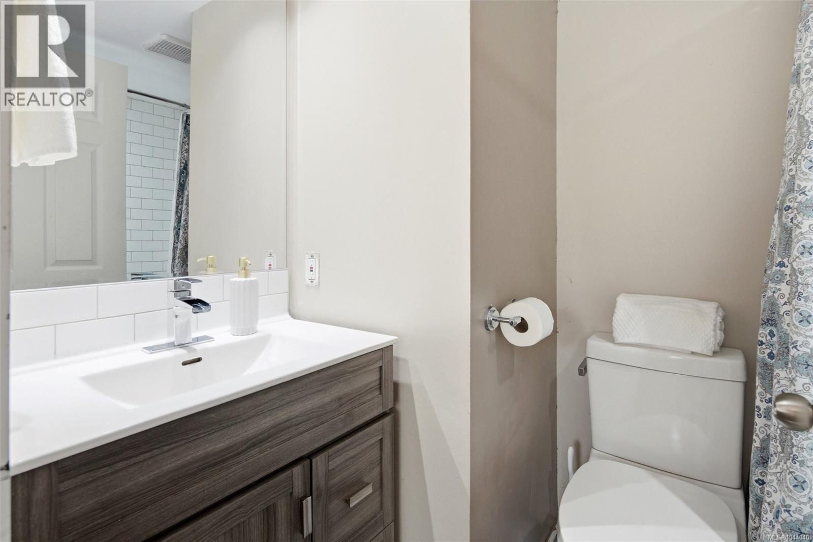 #202 2710 Grosvenor Rd - 16