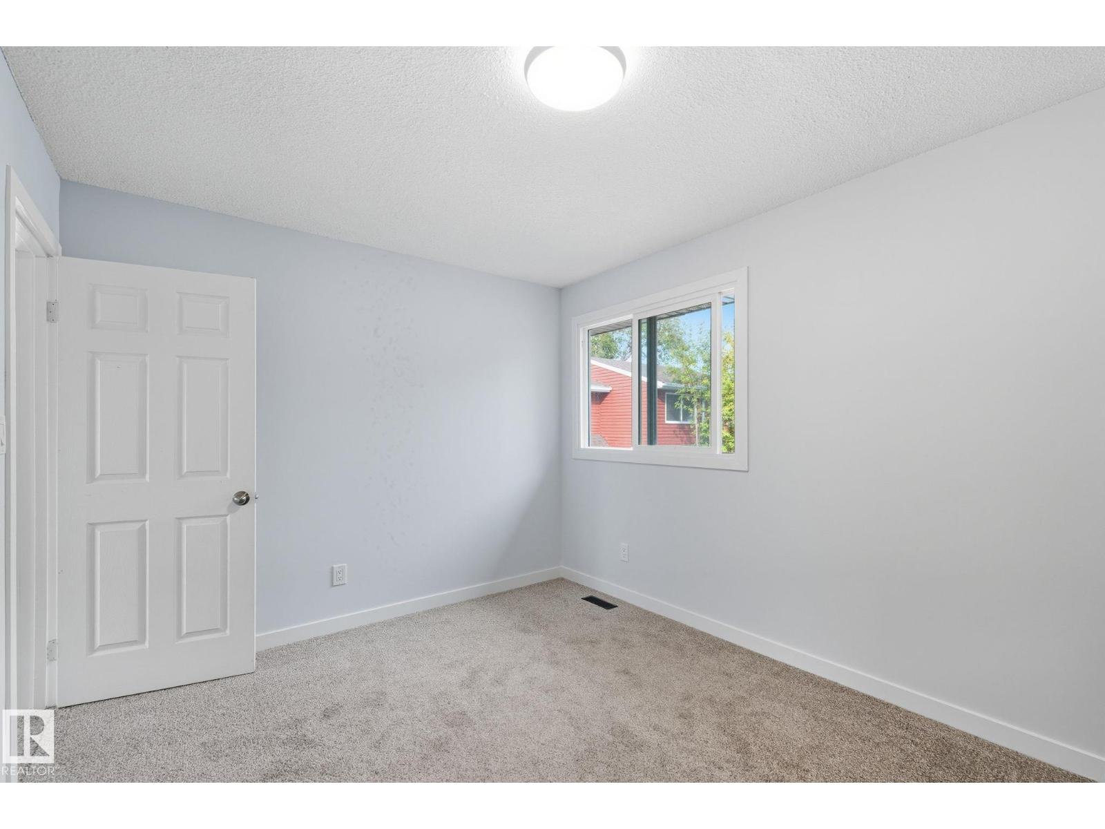 13251 47 ST NW - 21