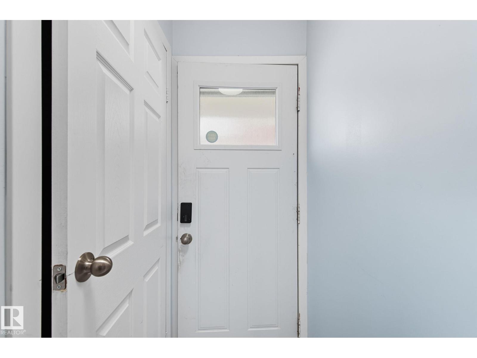 13251 47 ST NW - 24