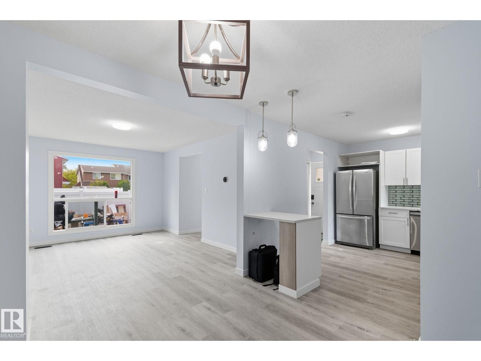 13251 47 ST NW - 9