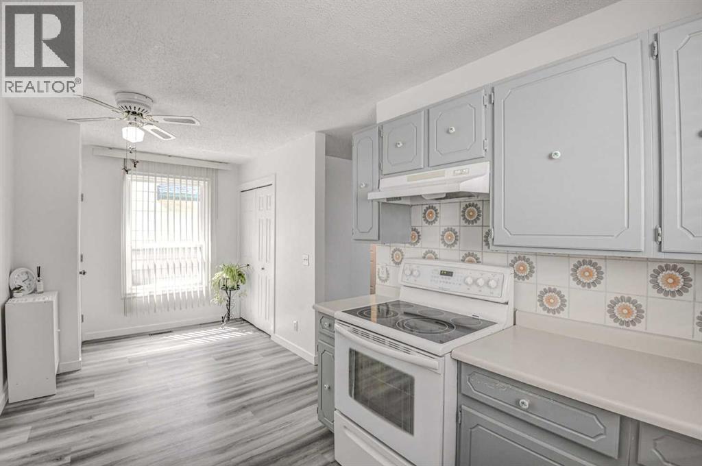 184 Erin Croft Crescent SE - 11