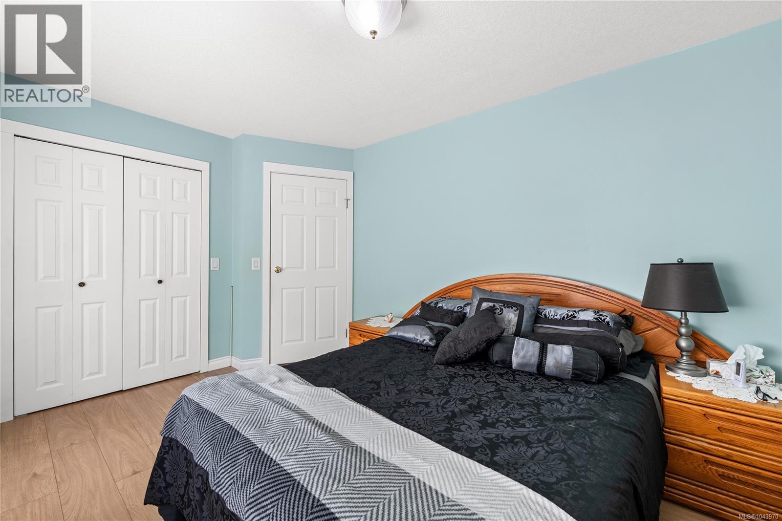 429 Davis Rd - 18