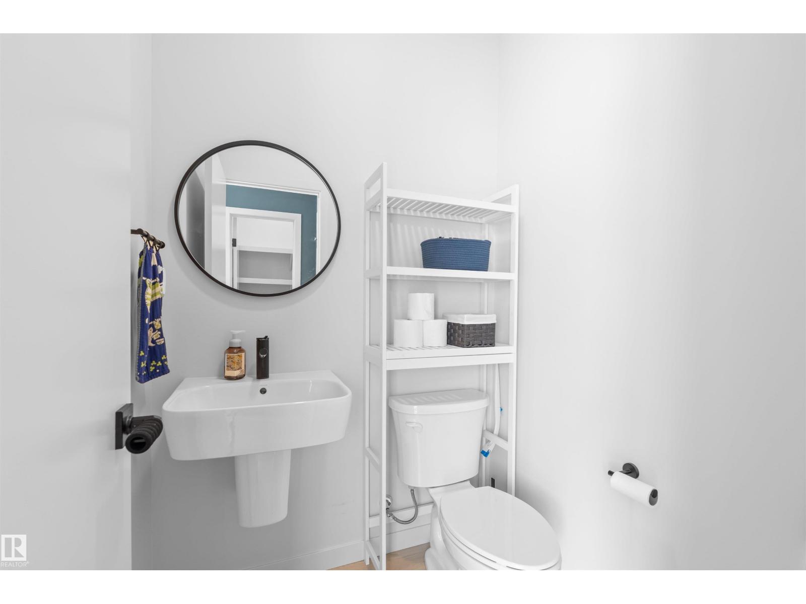 8047 227 ST NW - 12
