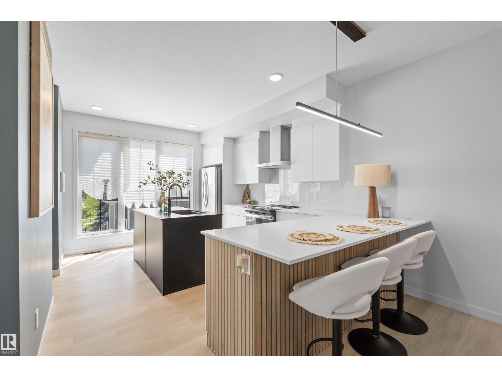 8047 227 ST NW - 9