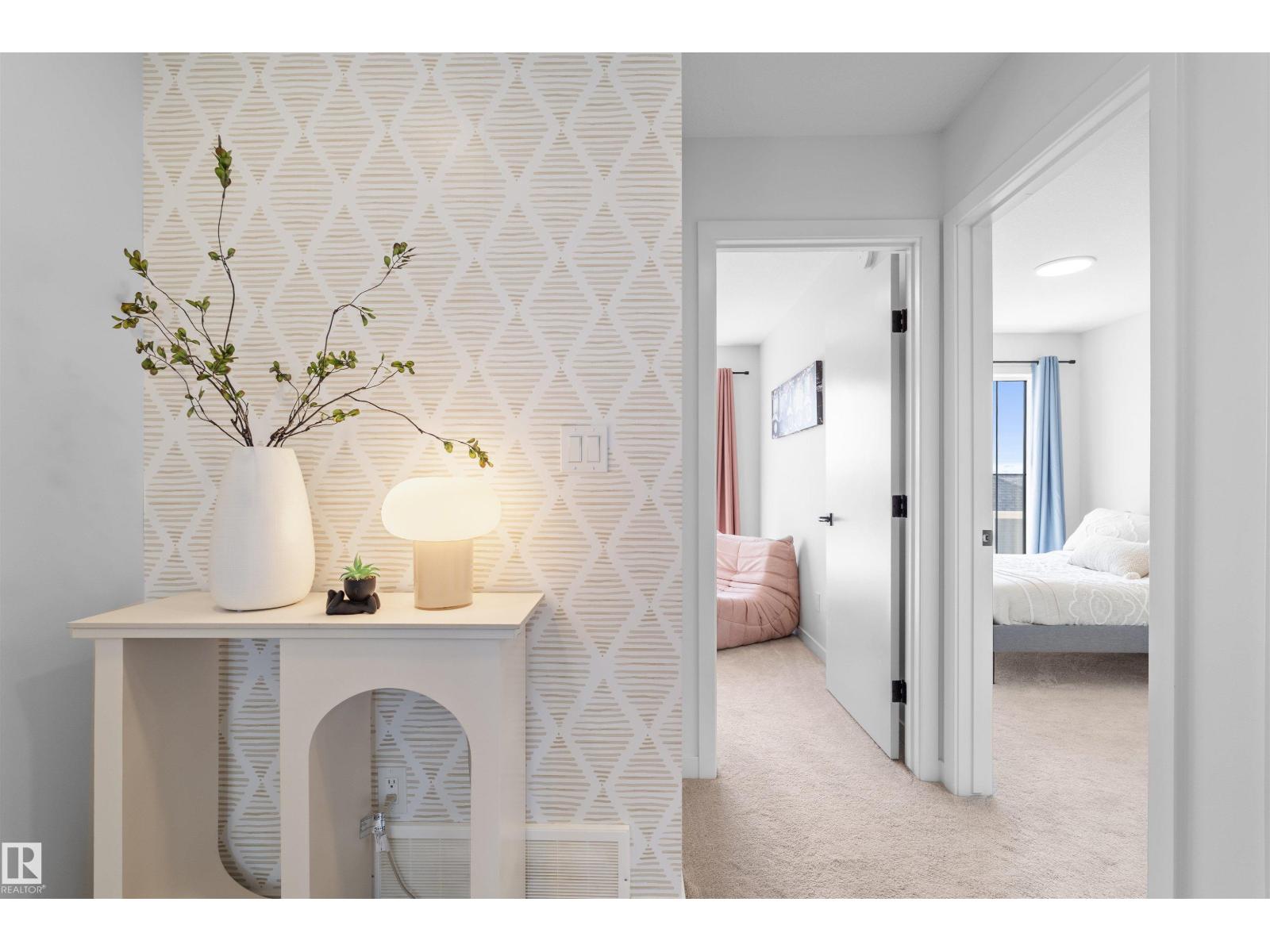 8047 227 ST NW - 14