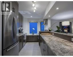 202 2440 Haywood Avenue, West Vancouver, BC V7V1Y1 Photo 6