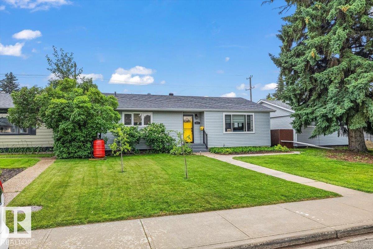 5903 102 AV NW NW - 39