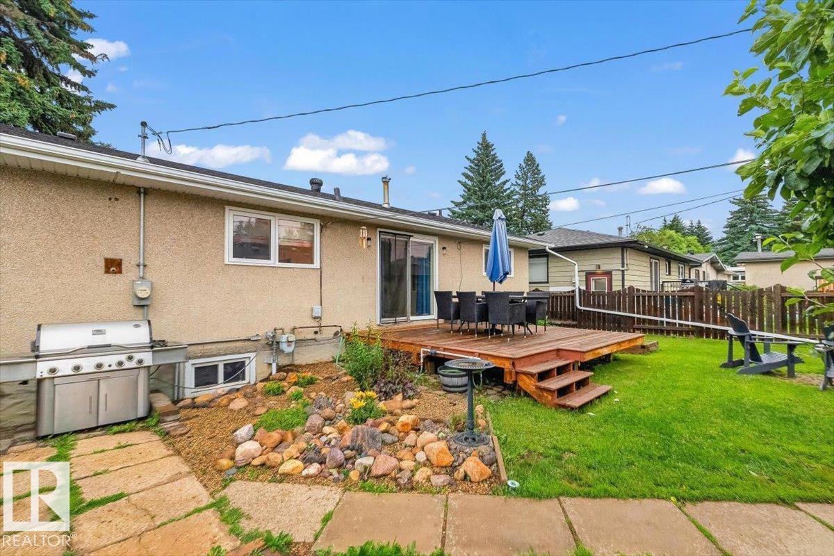 5903 102 AV NW NW - 35