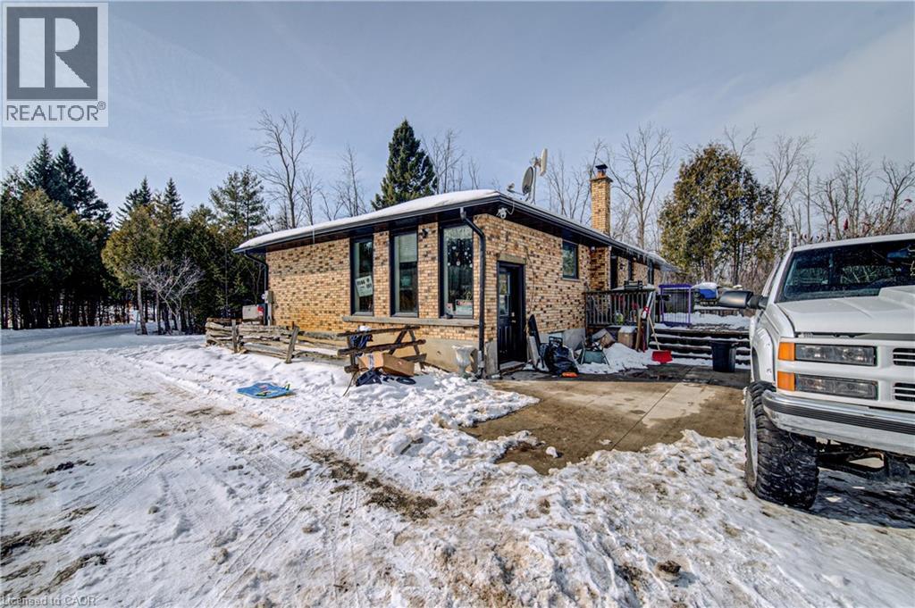 3907 WELLINGTON 35 Road - Image 8