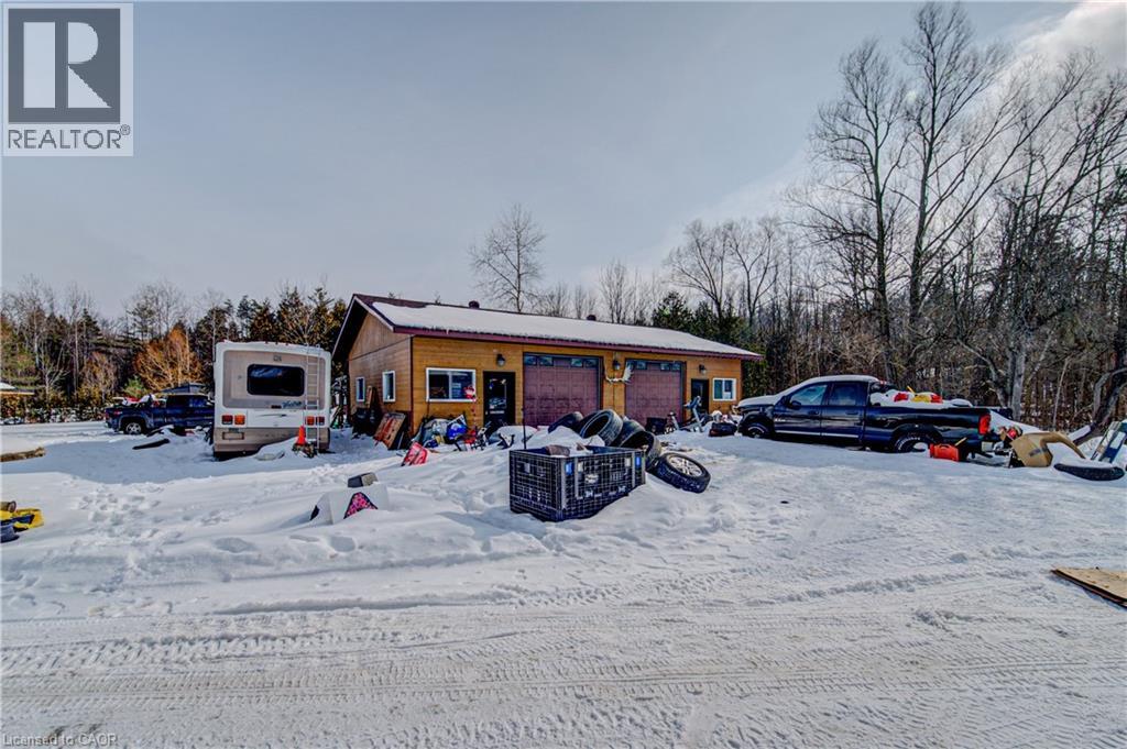 3907 WELLINGTON 35 Road - Image 12
