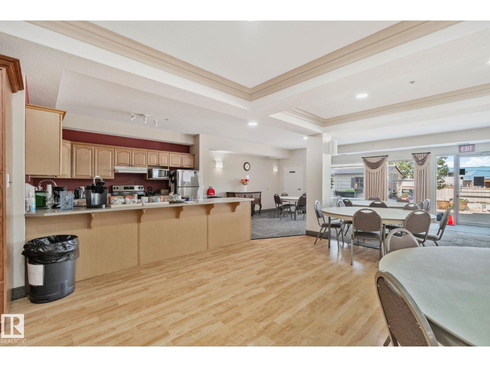 #418 14259 50 ST NW - 32