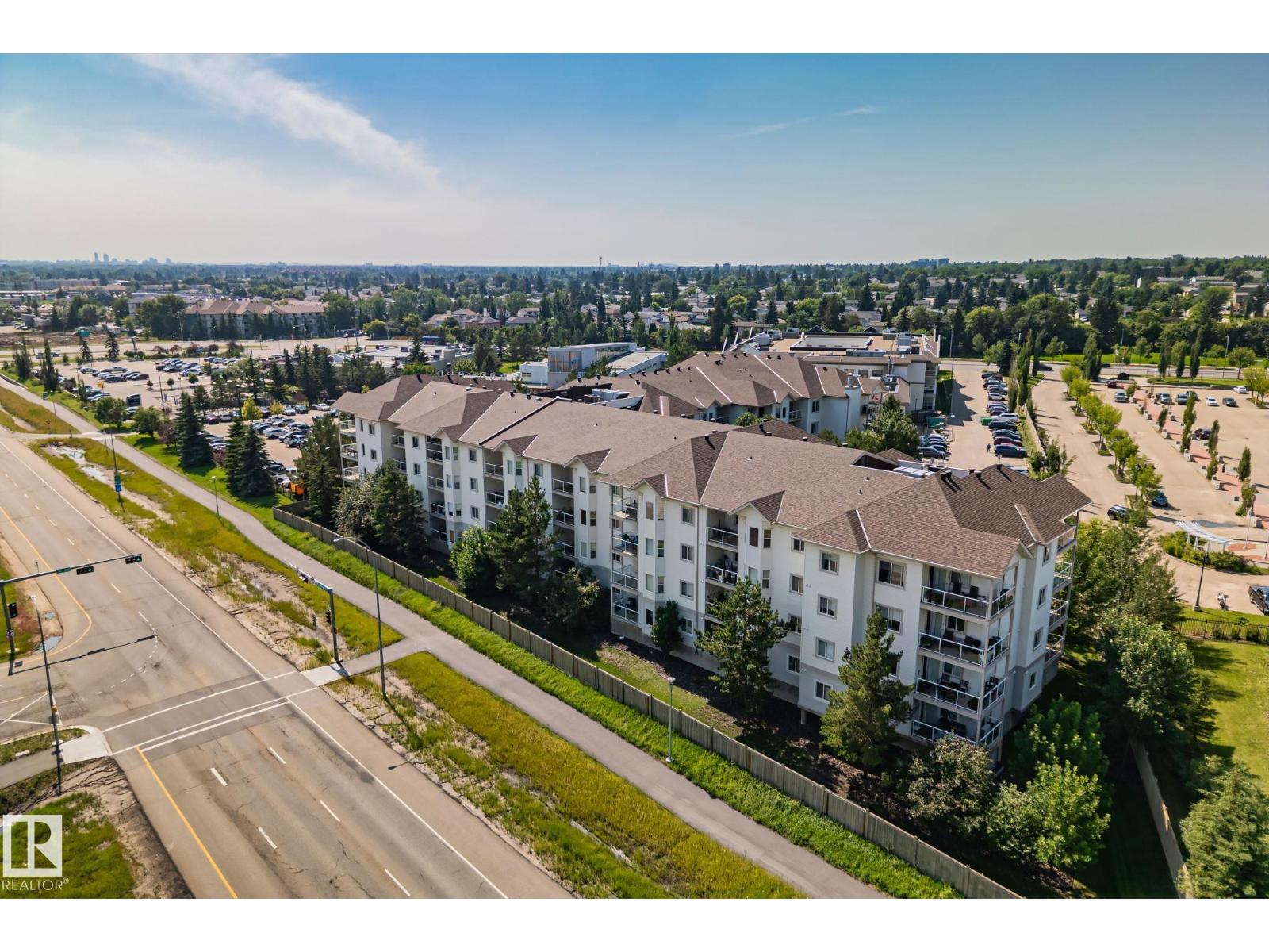 #418 14259 50 ST NW - 44
