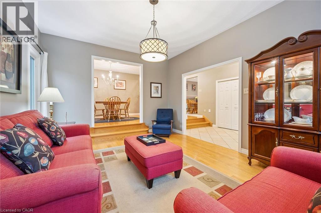 353 TWINFLOWER Crescent - 9