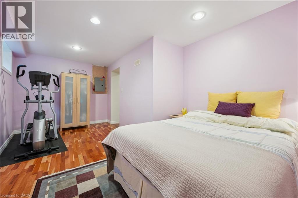 353 TWINFLOWER Crescent - 35