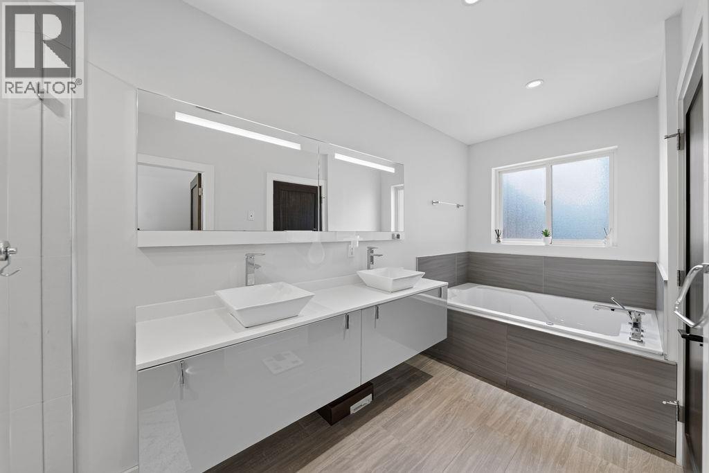 9571 DIAMOND Road, Richmond