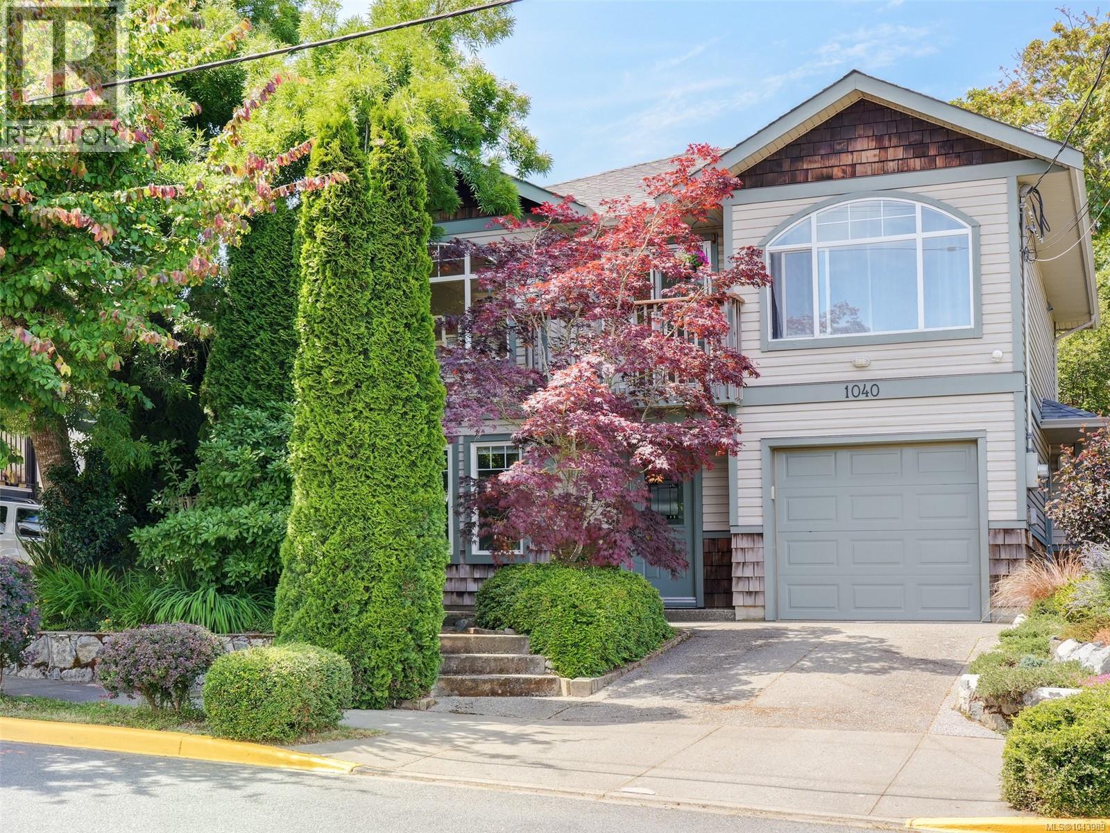 1040 Alston St - 32