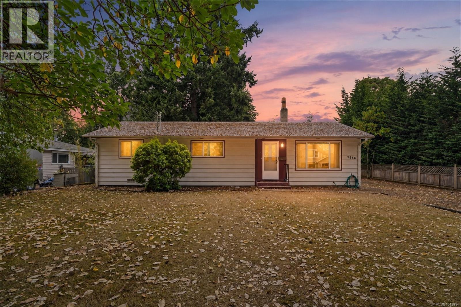 2986 Glen Lake Rd - 1