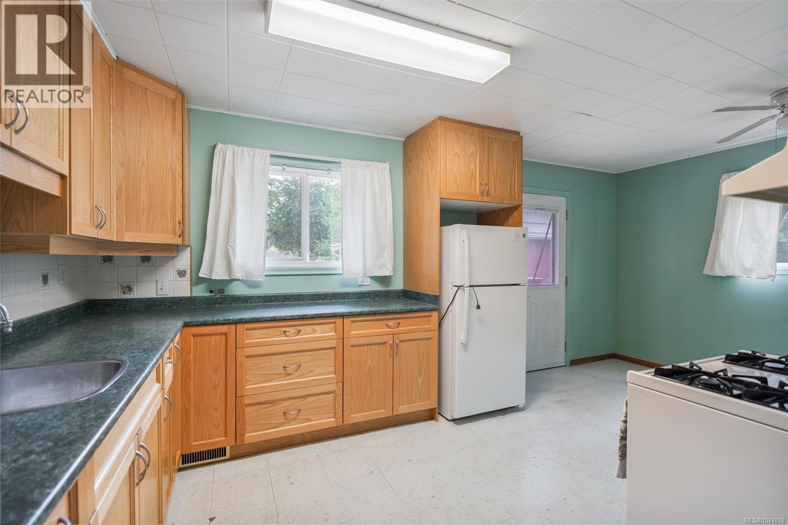 2986 Glen Lake Rd - 16