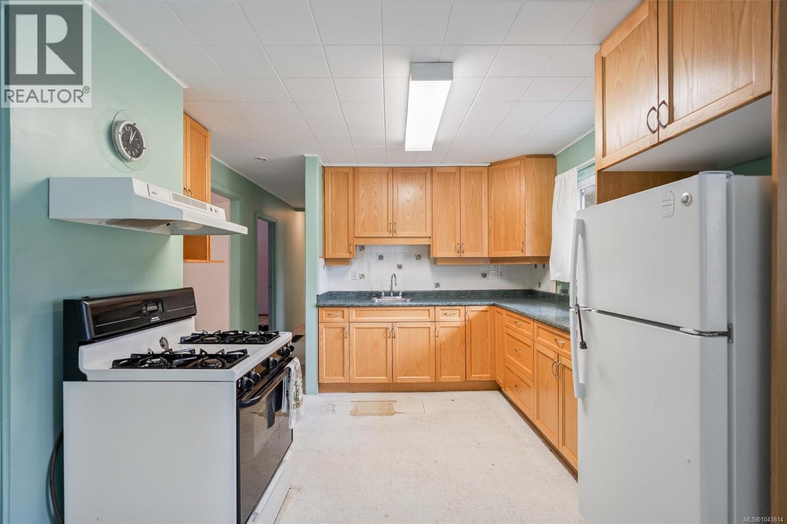 2986 Glen Lake Rd - 17