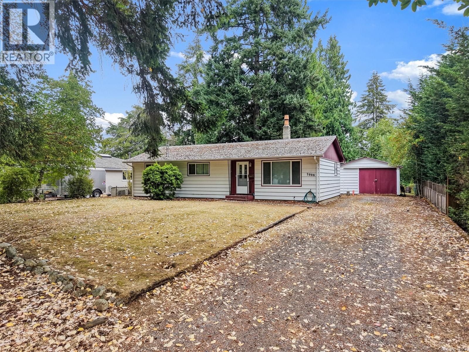 2986 Glen Lake Rd - 2