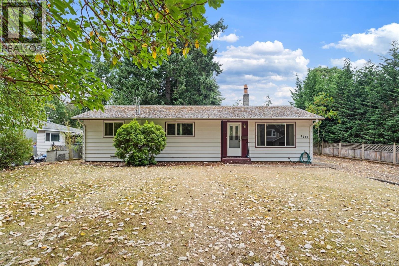 2986 Glen Lake Rd - 3