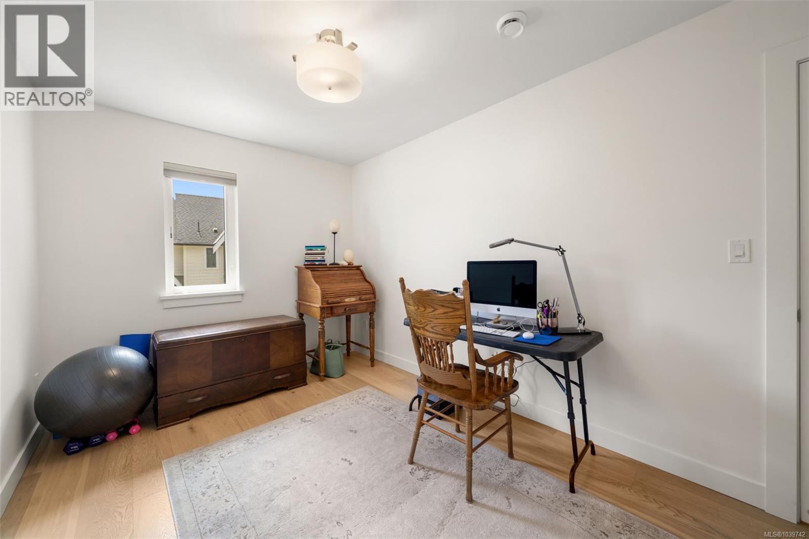 2836 Turnstyle Cres - 17