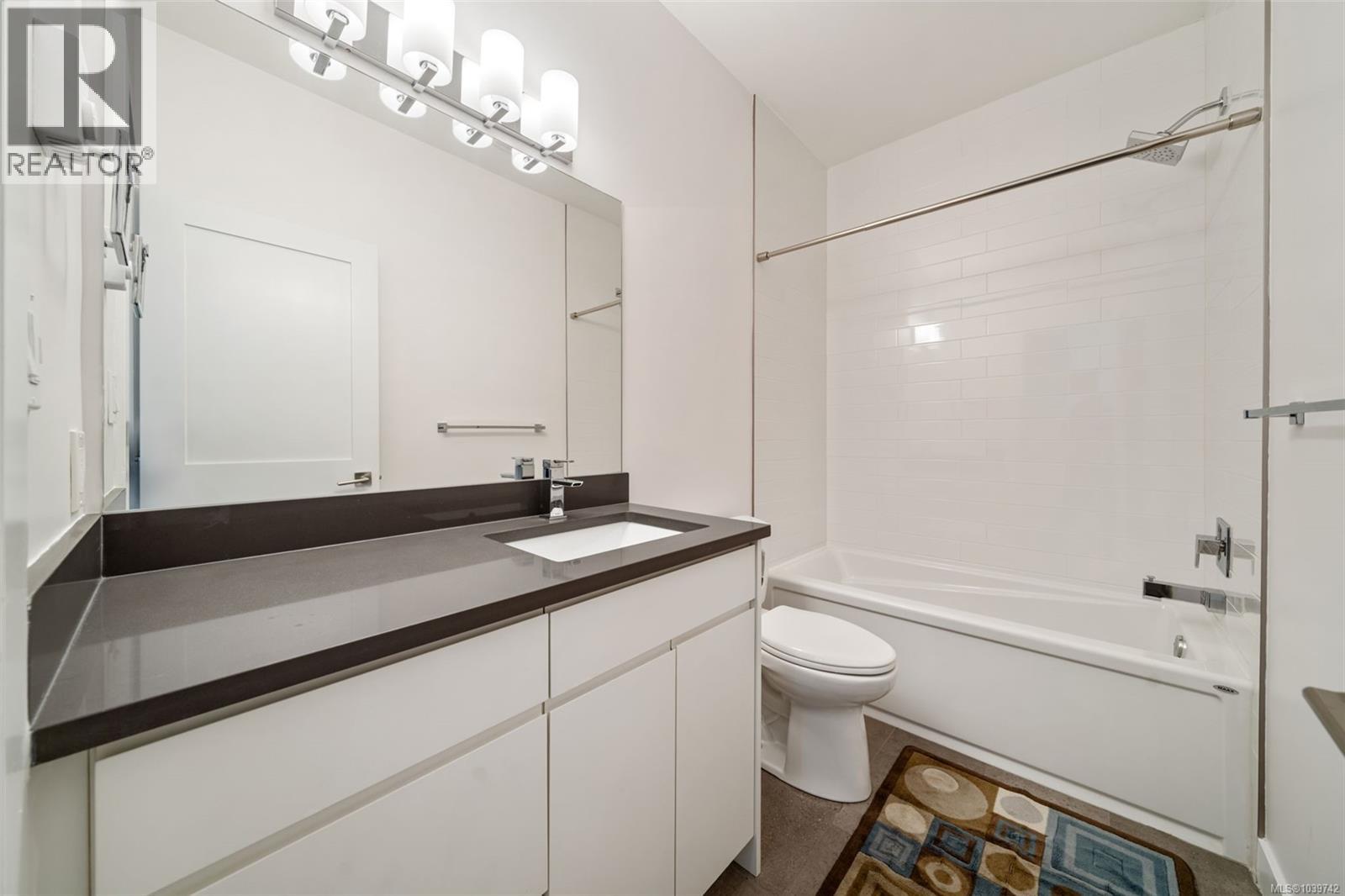 2836 Turnstyle Cres - 19
