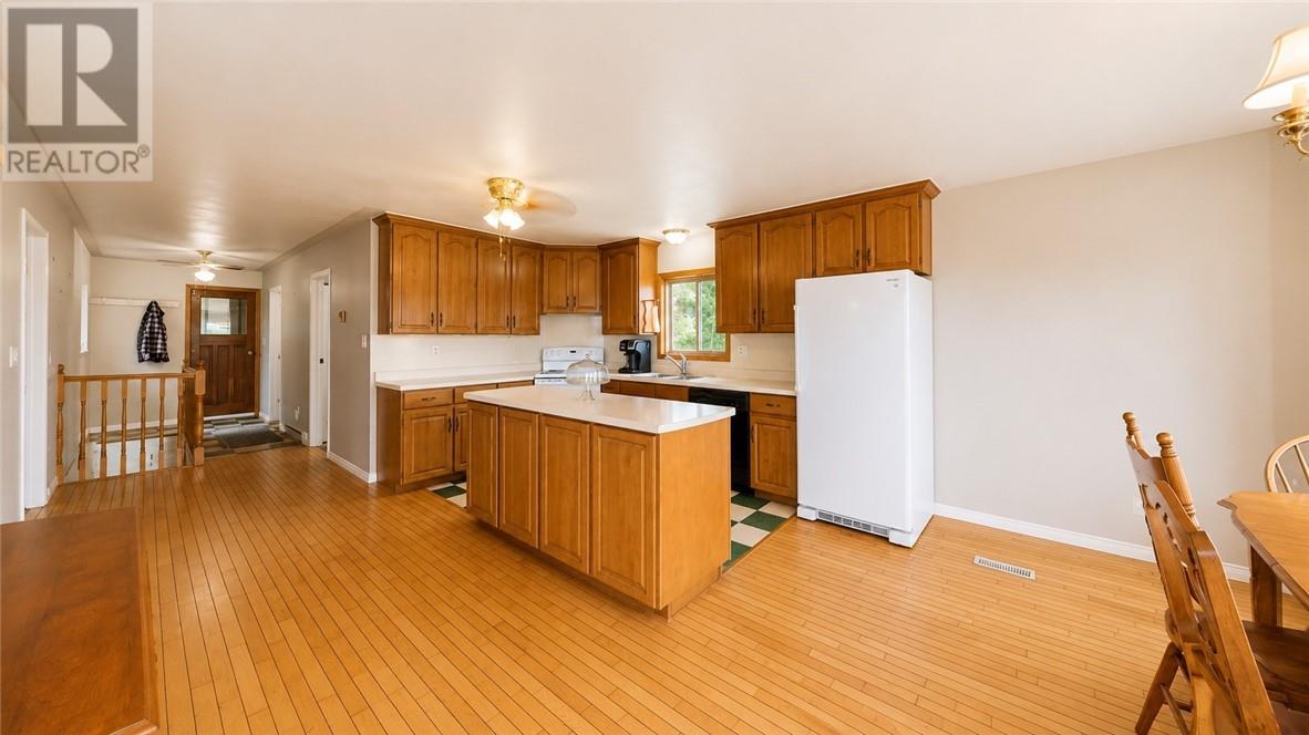 6294 King Street - Image 25